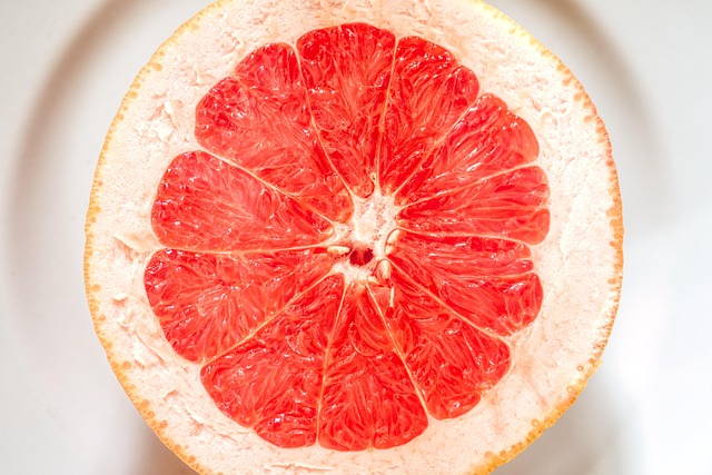 Image illustrating the verb Cutting Across