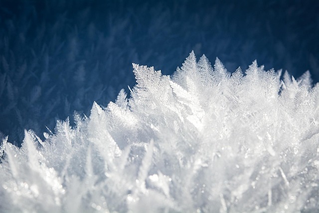 Image illustrating the verb Freezing Up