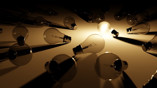 Image illustrating the verb lighting_up