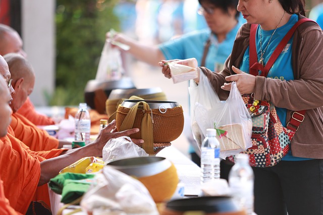 Image illustrating the verb putting for